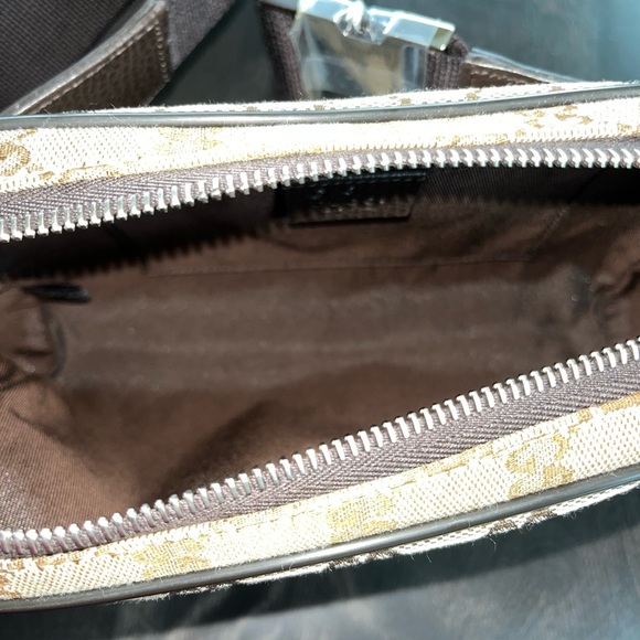 GG Canvas Waist Bag - Picture 11 of 11